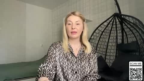 blondie_xoxoxo online show from April 5, 12:46 pm