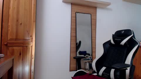 blondyelena online show from February 19, 8:22 am