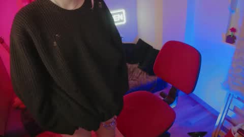 Bloom online show from February 17, 3:00 pm