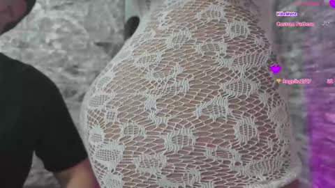 santiylola online show from March 7, 3:06 am