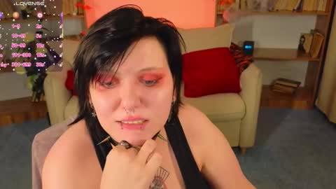 Hi my name is Lunaray online show from October 27, 10:59 am