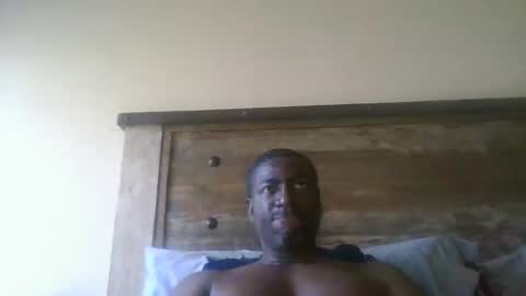 bluuthunder1914 online show from January 15, 3:43 pm