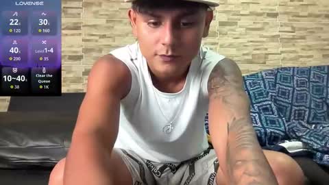 Bob  INDEPENDENT MODEL online show from February 13, 6:39 am