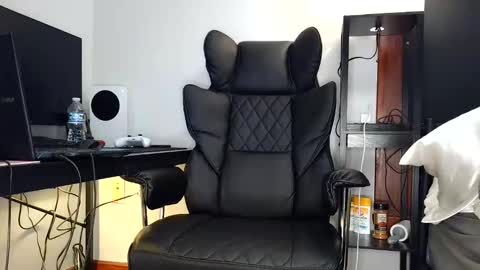 bobby72738 online show from October 26, 2:56 am