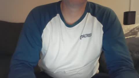 bobby_113 online show from January 19, 1:53 am