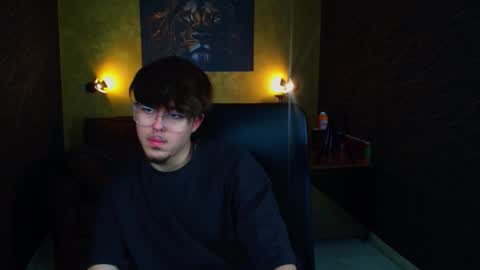 BodhiHayes online show from March 27, 8:26 am