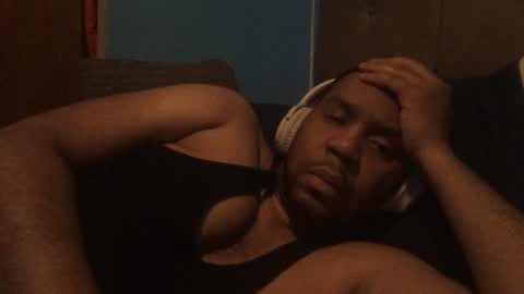 Snapshot of bogarcon234 chatting on December 13, 7:47 am Bogarcon234 online show from December 13, 7:47 am