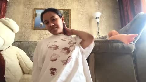 Daisy online show from April 26, 1:42 pm