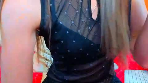 Mia online show from April 2, 1:46 am