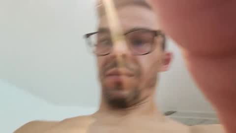 Snapshot of bomale89 chatting on September 26, 11:29 am bomale89 online show from September 26, 11:29 am