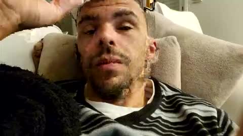 Snapshot of bomale89 chatting on October 1, 7:13 pm bomale89 online show from October 1, 7:13 pm