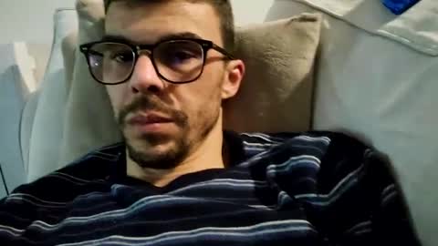 Snapshot of bomale89 chatting on February 11, 10:07 pm bomale89 online show from February 11, 10:07 pm