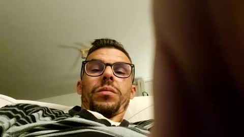 Snapshot of bomale89 chatting on October 7, 8:49 pm bomale89 online show from October 7, 8:49 pm