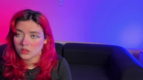 bombon online show from April 3, 12:23 pm