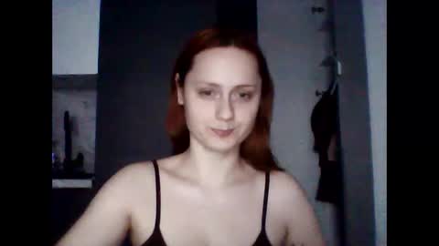Snapshot of bonne_chance chatting on February 22, 1:46 pm bonne_chance online show from February 22, 1:46 pm