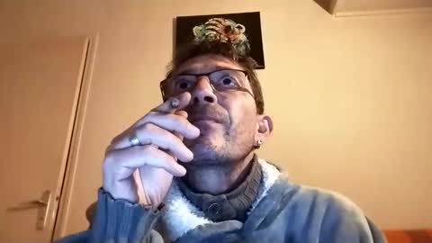 bonnequeue53 online show from January 18, 5:44 pm