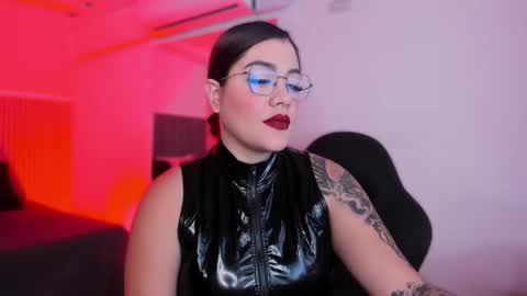 Bonnie  online show from January 10, 11:48 am