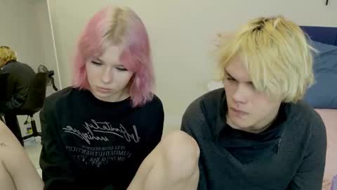 Jessy  Mark online show from October 25, 5:24 pm