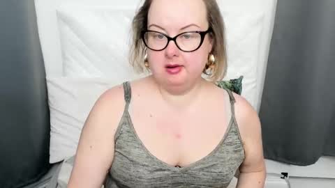 Bonnie online show from March 16, 5:44 am