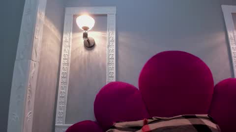 Bonnie online show from December 5, 4:38 pm