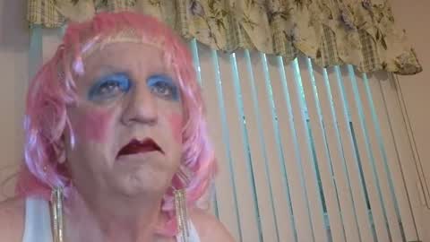 sissy slut boobi online show from July 16, 11:06 pm