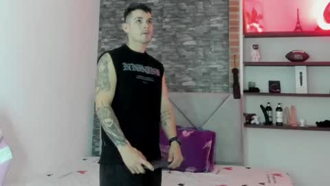 booyhott_ online show from January 14, 7:33 pm