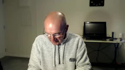 Snapshot of boppy21 chatting on March 4, 8:49 pm Boppy21 online show from March 4, 8:49 pm