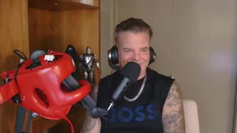 BOSS online show from October 30, 6:19 pm