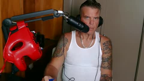 BOSS online show from September 29, 6:40 pm