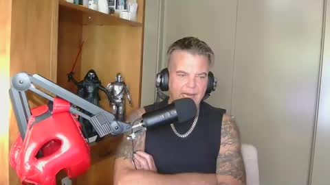 BOSS online show from October 21, 5:05 pm