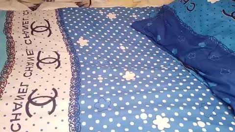 bossetassy online show from February 6, 6:10 pm