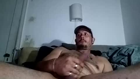 bossredogjmw1982 online show from February 24, 1:03 pm