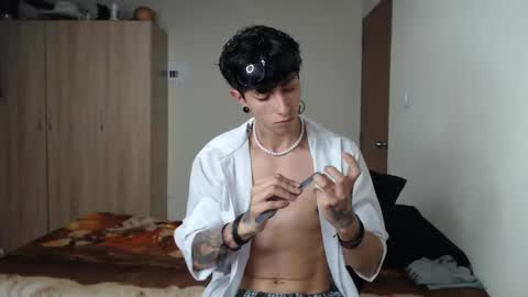 Boy Astro online show from February 22, 12:49 am