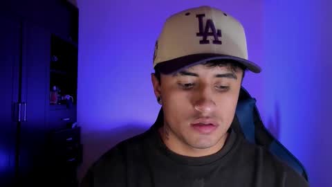 boy_nauthy online show from March 27, 2:51 pm