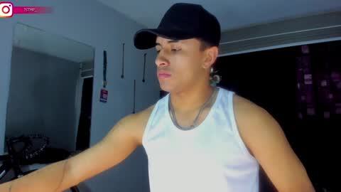 boy_nauthy online show from February 5, 3:52 pm