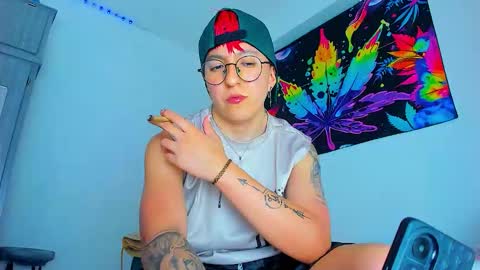 Edward ftm trans queerslave online show from January 19, 1:59 am