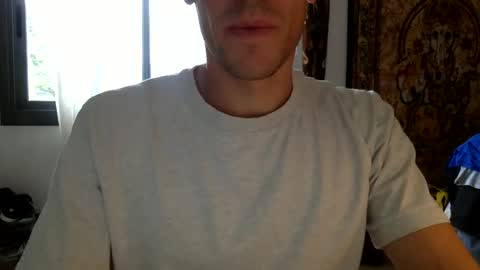 boybcn94 online show from May 3, 4:46 pm