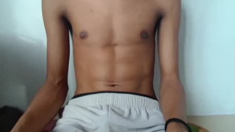 boyhunter_xxx online show from June 23, 11:11 pm