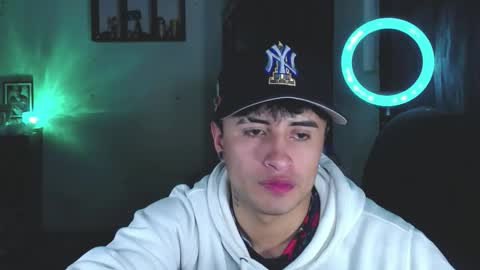 miguel  online show from January 13, 7:38 am