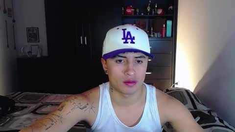 miguel  online show from February 12, 10:57 pm