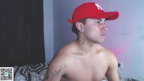 Snapshot of boylatin_777 chatting on September 23, 8:41 am miguel online show from September 23, 8:41 am