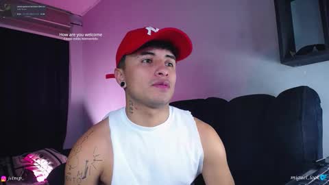 Snapshot of boylatin_777 chatting on October 9, 4:51 am miguel online show from October 9, 4:51 am