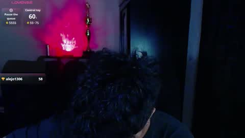 miguel  online show from December 16, 7:15 am