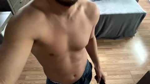 boytoy8969 online show from April 17, 12:51 pm