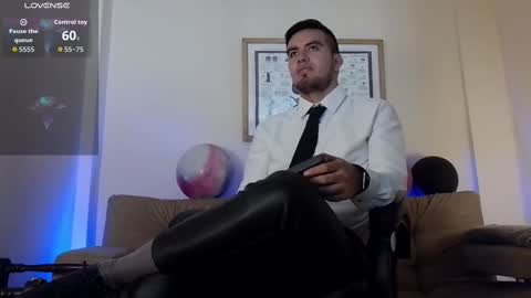 Snapshot of bradleycolton chatting on October 6, 2:46 pm Bradley Colton Independ Model online show from October 6, 2:46 pm