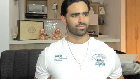 Snapshot of bradleymartin7 chatting on October 20, 11:43 pm bradleymartin7 online show from October 20, 11:43 pm