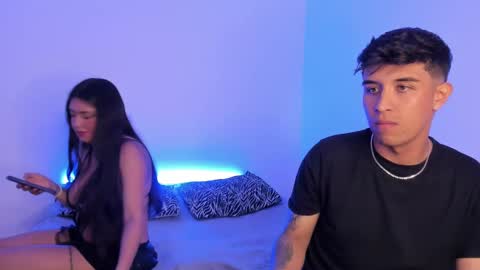 Snapshot of bradlovemma_ chatting on February 15, 9:15 pm BradLovEmma  online show from February 15, 9:15 pm