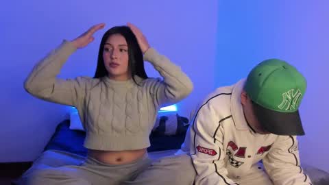 Snapshot of bradlovemma_ chatting on February 10, 8:21 pm BradLovEmma  online show from February 10, 8:21 pm