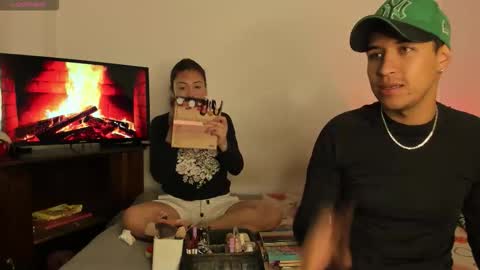 Snapshot of bradlovemma_ chatting on September 30, 11:10 am BradLovEmma  online show from September 30, 11:10 am