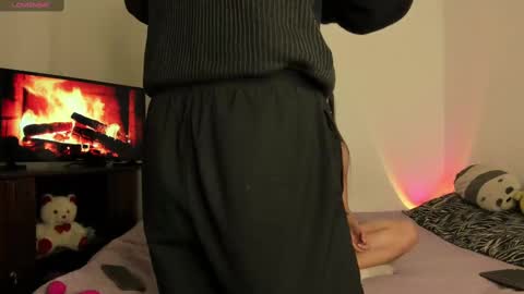 Snapshot of bradlovemma_ chatting on October 7, 1:56 am BradLovEmma  online show from October 7, 1:56 am